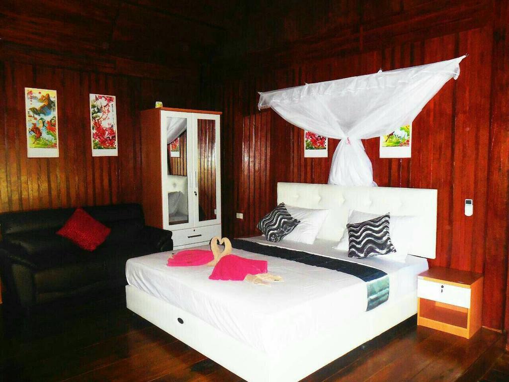Zanom Sunrise Beach Resort Koh Lipe Bagian luar foto