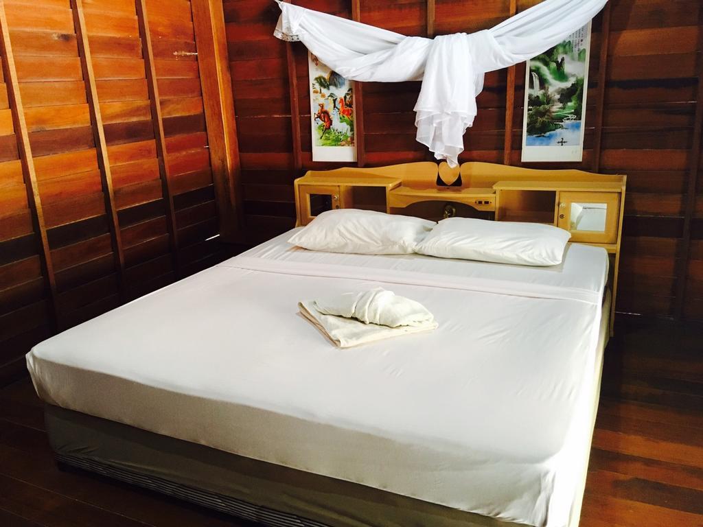 Zanom Sunrise Beach Resort Koh Lipe Bagian luar foto