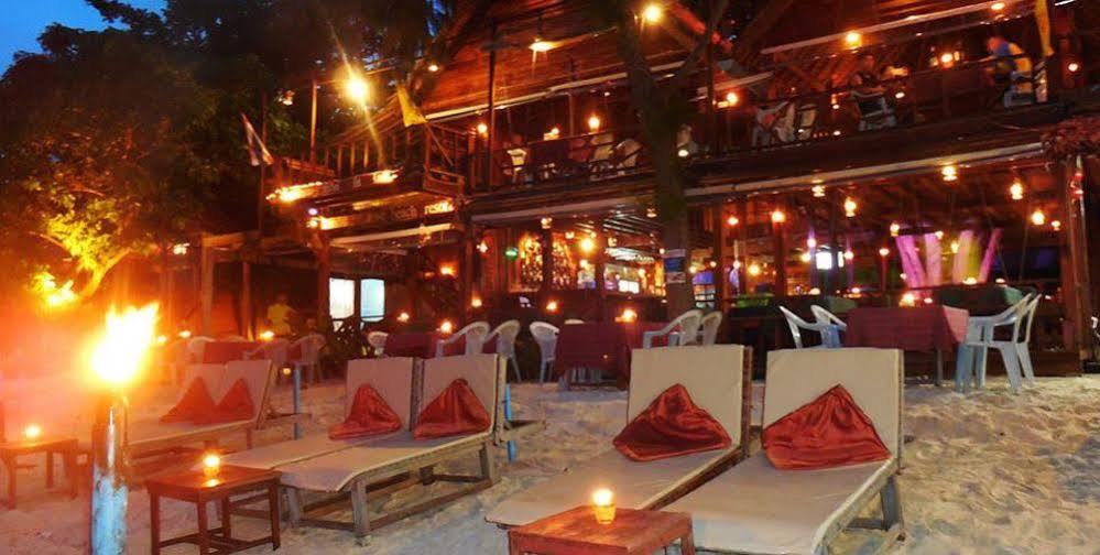 Zanom Sunrise Beach Resort Koh Lipe Bagian luar foto