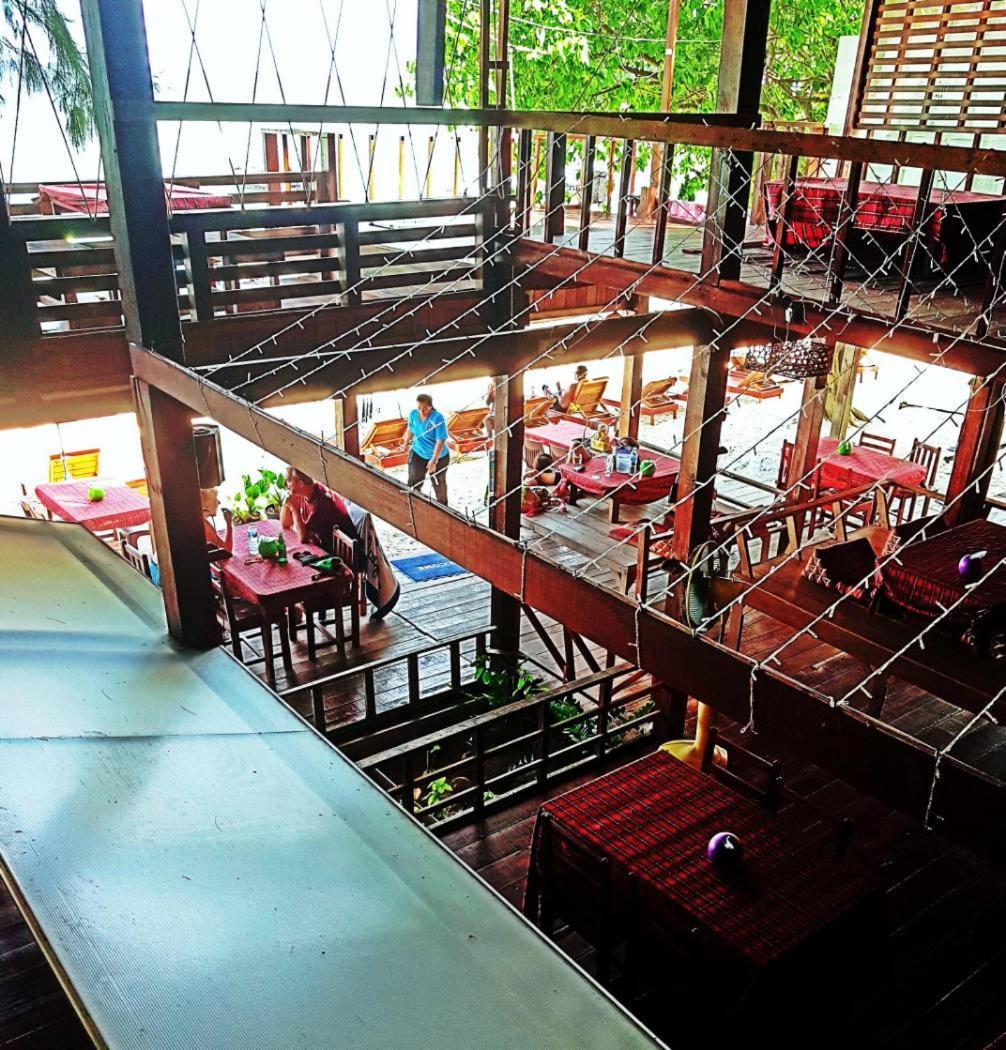 Zanom Sunrise Beach Resort Koh Lipe Bagian luar foto